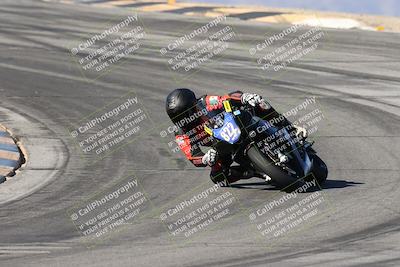 media/Dec-07-2025-CVMA (Sun) [[3e7d2de5dc]]/Race 7-Formula Lightweight Twins Shootout/